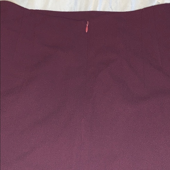 EUC Jones New York Maroon Dress Skirt - Picture 4 of 5